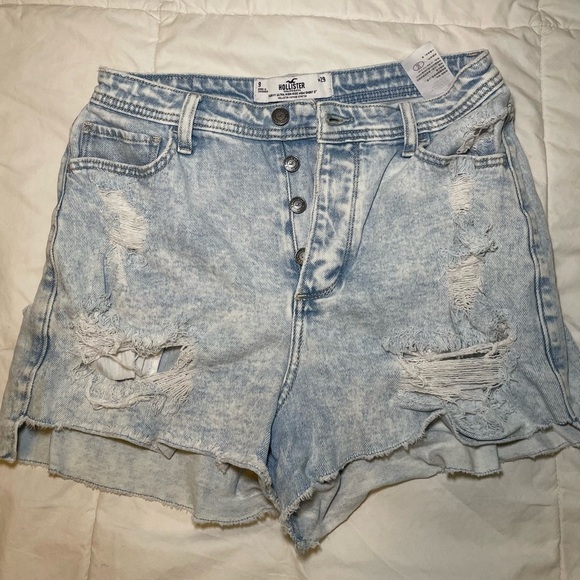 Hollister Pants - Hollister Button-up High-Waisted Distressed Denim Shorts Size 9
